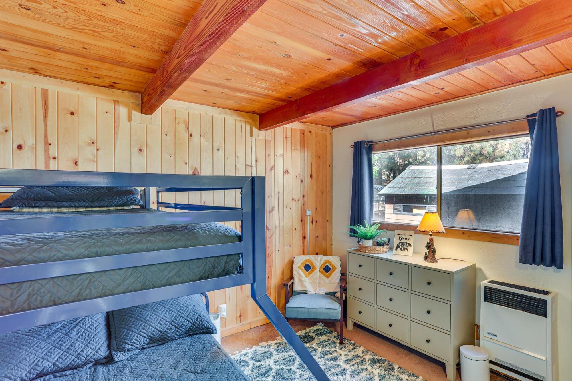 Big Bear Lake Cabin About 1 Mi To Snow Summitandbig Bear Villa Bagian luar foto
