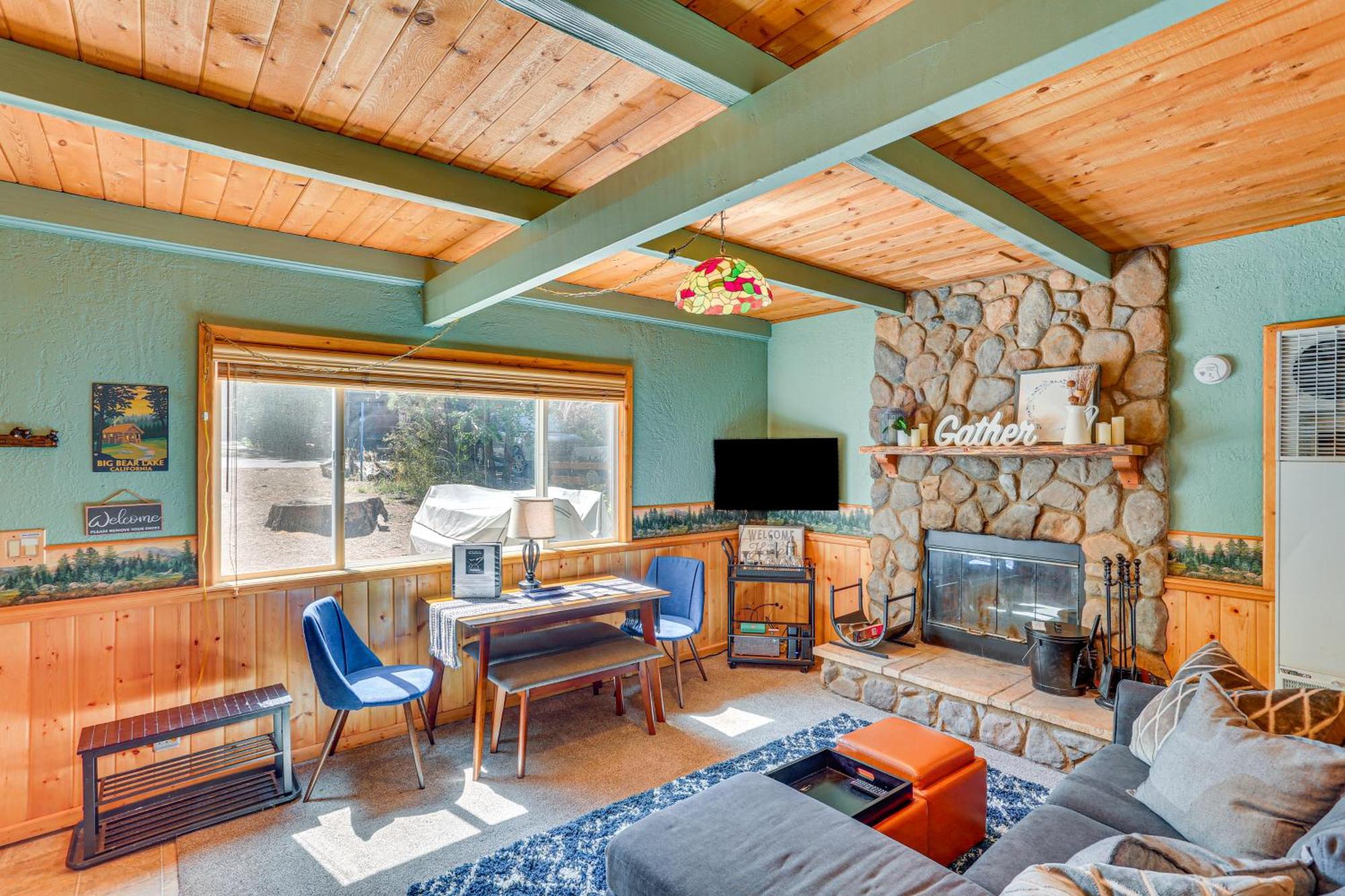 Big Bear Lake Cabin About 1 Mi To Snow Summitandbig Bear Villa Bagian luar foto